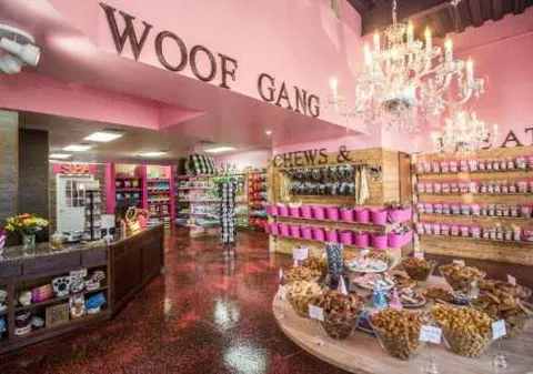 Wolfgang Pet Shop, Park Slope, Brooklyn, NY